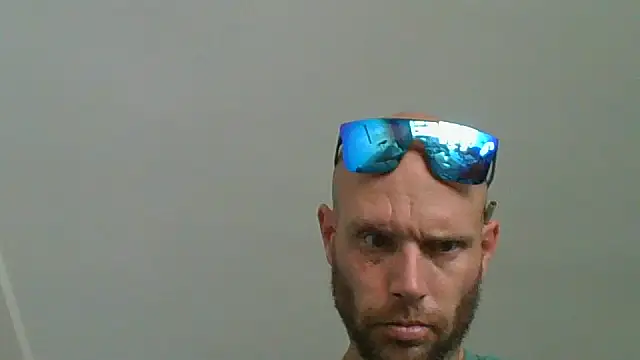 CaptCraker online show from May 20, 2026, 9:01 pm