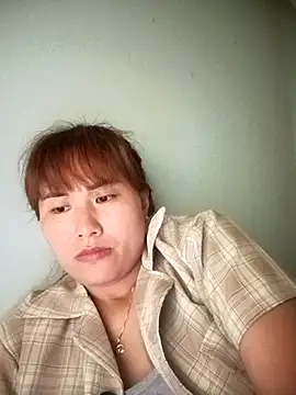 Snapshot of Lucxy-ki6 chatting on June 13, 2026, 4:21 am Lucxy-ki6 online show from June 13, 2026, 4:21 am