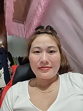 Snapshot of Lucxy-ki6 chatting on June 20, 2026, 8:08 am Lucxy-ki6 online show from June 20, 2026, 8:08 am