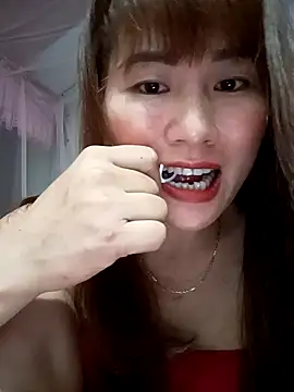 Snapshot of Lucxy-ki6 chatting on June 23, 2026, 8:23 am Lucxy-ki6 online show from June 23, 2026, 8:23 am