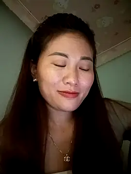 Snapshot of Lucxy-ki6 chatting on July 29, 2026, 9:47 pm Lucxy-ki6 online show from July 29, 2026, 9:47 pm