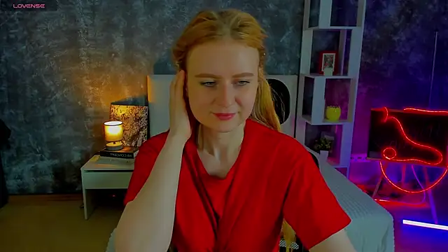 Shiny Liss online show from April 23, 2026, 1:34 am