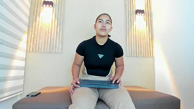 SALOMEE STONE online show from March 20, 2026, 12:28 pm