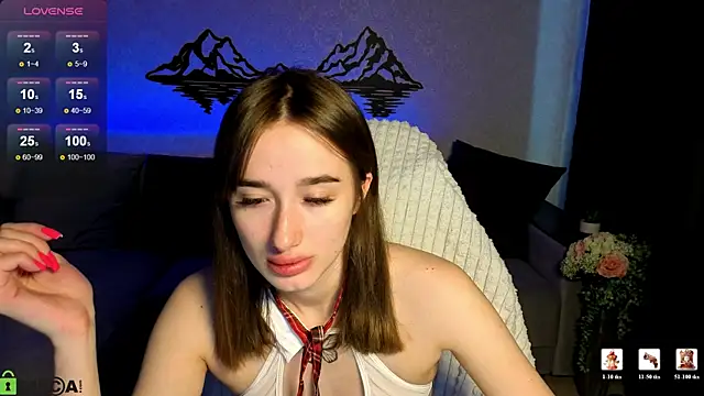 Lady Sunrise12 online show from June 23, 2026, 1:03 am