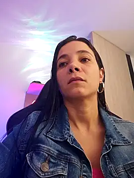 miaeyex online show from May 2, 2026, 11:59 am