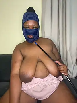 NaughtyGirl0000 online show from April 28, 2026, 6:12 pm