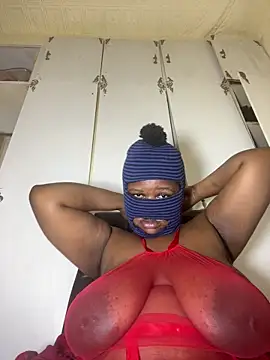 NaughtyGirl0000 online show from May 21, 2026, 4:15 pm