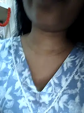 Blossom lily online show from March 28, 2026, 9:43 am