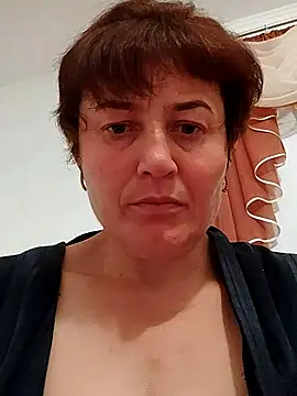 valeryXmur online show from May 17, 2026, 8:20 pm