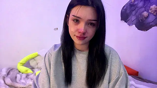 BeckyAurielle online show from April 19, 2026, 4:52 pm