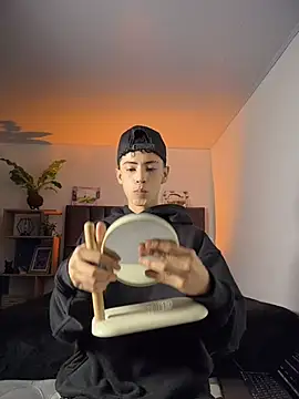 Snapshot of SebastianReed_ chatting on April 3, 2026, 2:07 am SebastianReed online show from April 3, 2026, 2:07 am