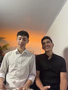 Snapshot of SebastianReed_ chatting on April 20, 2026, 6:27 am SebastianReed online show from April 20, 2026, 6:27 am