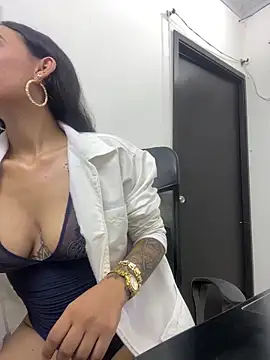 daniela-sexy online show from March 23, 2026, 4:40 pm