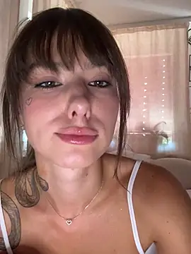xsugarbabe online show from July 28, 2026, 3:21 pm