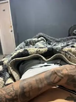 SnowyChimney48 online show from April 2, 2026, 2:08 am