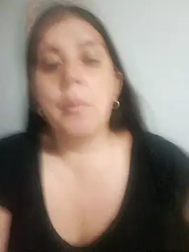 Snapshot of melucita chatting on March 20, 2026, 10:22 pm melucita online show from March 20, 2026, 10:22 pm