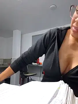 Snapshot of Aila_Phone chatting on July 9, 2026, 4:57 am Aila Phone online show from July 9, 2026, 4:57 am