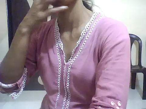 Snapshot of Sonam1186 chatting on May 6, 2026, 12:20 pm Sonam1186 online show from May 6, 2026, 12:20 pm