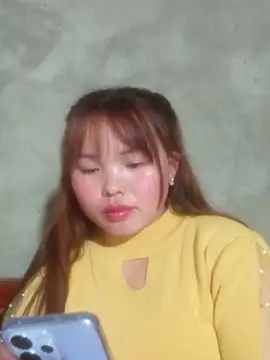 Snapshot of Mina_xYx chatting on March 15, 2026, 10:33 am Mina xYx online show from March 15, 2026, 10:33 am