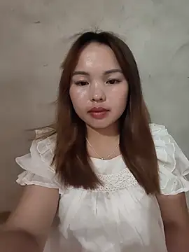 Mina xYx online show from June 7, 2026, 1:49 pm