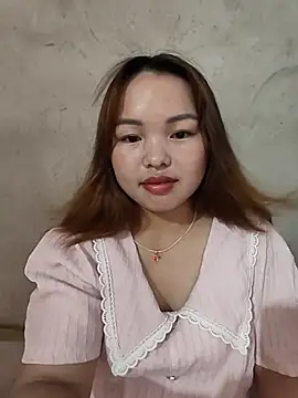 Mina xYx online show from June 5, 2026, 3:33 am