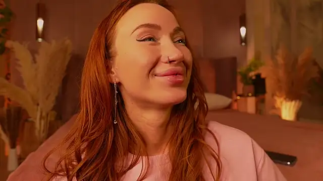 SerenaWest  online show from April 29, 2026, 7:20 pm