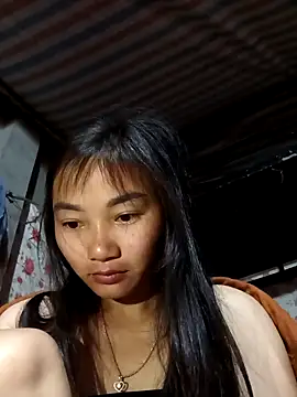 emmasexy2k online show from May 2, 2026, 1:22 am