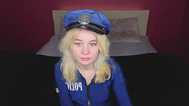 ElizabethRedWings online show from June 2, 2026, 1:38 am