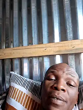 ludi2714 online show from March 15, 2026, 3:52 pm