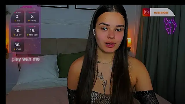 EvaRaider online show from July 6, 2026, 3:02 am