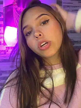 lunacandy 0 online show from June 12, 2026, 2:31 am