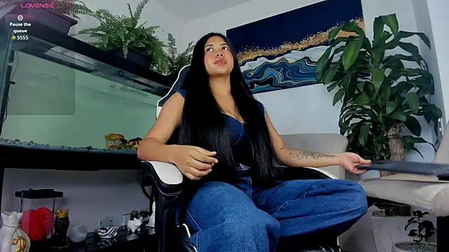 lia lovelly01 online show from July 5, 2026, 8:48 pm