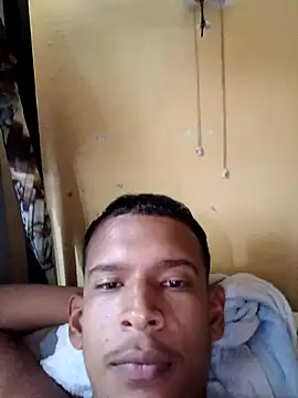 Snapshot of Ron_0101 chatting on March 15, 2026, 7:32 pm Ron 0101 online show from March 15, 2026, 7:32 pm