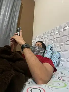 Snapshot of Gustavo_silva124 chatting on July 8, 2026, 7:36 pm Gustavo silva124 online show from July 8, 2026, 7:36 pm