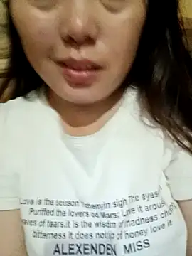 Snapshot of Abi-ni chatting on July 10, 2026, 8:09 pm Abi-ni online show from July 10, 2026, 8:09 pm