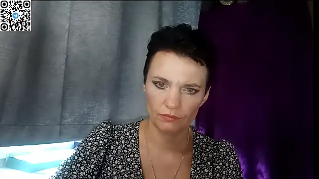 HotMamaQueen234 online show from July 14, 2026, 11:38 am