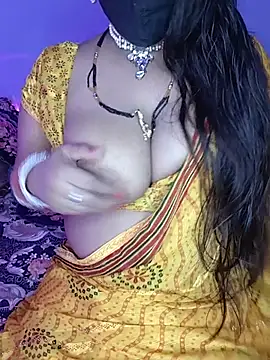 Snapshot of Miss_roohi chatting on July 13, 2026, 6:13 am Miss roohi online show from July 13, 2026, 6:13 am