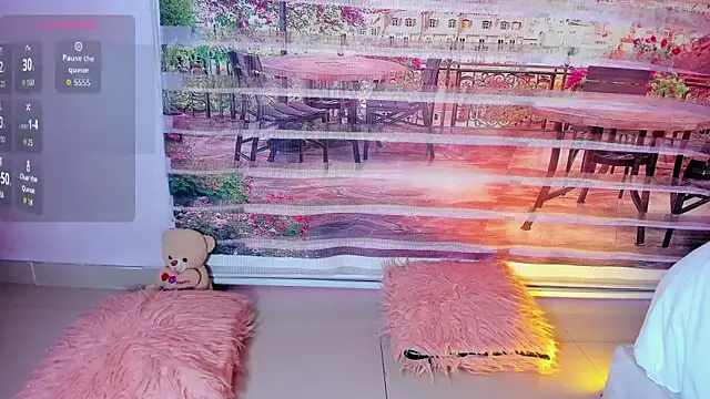 little doll18  online show from July 10, 2026, 9:04 pm