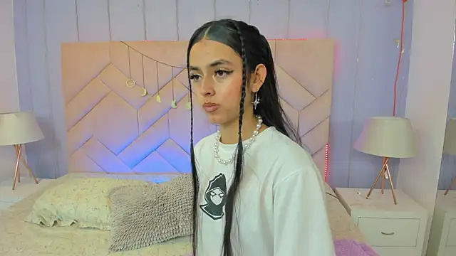 Eimy Blaze online show from June 8, 2026, 7:36 pm