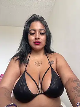 Sarah-917 online show from July 24, 2026, 5:53 pm