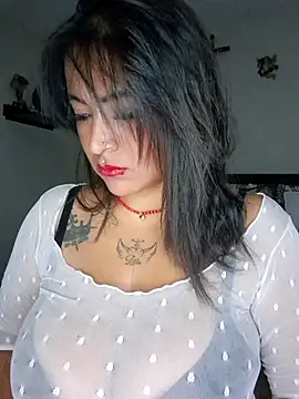 Sarah-917 online show from June 27, 2026, 1:06 pm
