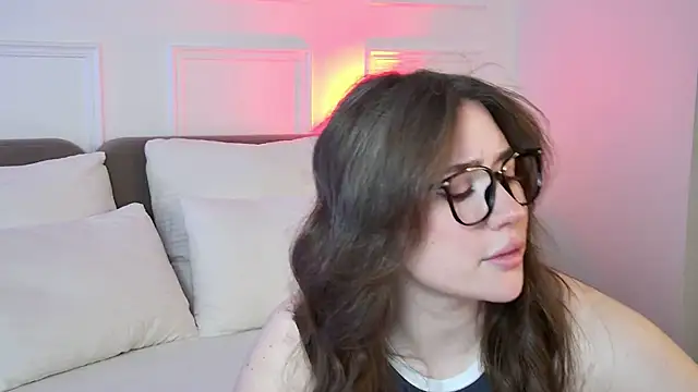 Snapshot of MeganStrane chatting on May 14, 2026, 6:10 am MeganStrane online show from May 14, 2026, 6:10 am