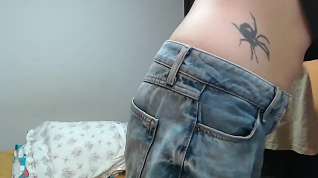 xxcodyxx666  online show from April 14, 2026, 1:21 am