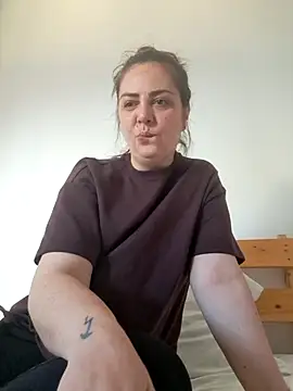 Arya Malone online show from May 18, 2026, 7:13 am