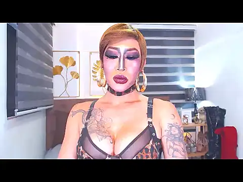 DominateMistressTania online show from June 10, 2026, 12:28 pm