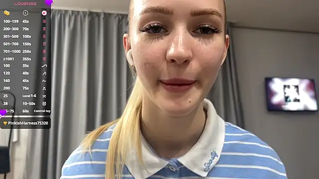 Snapshot of MelissaEvenns chatting on June 21, 2026, 3:40 pm MelissaEvenns online show from June 21, 2026, 3:40 pm