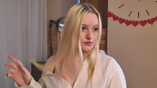 Stella Tease online show from April 3, 2026, 12:55 pm