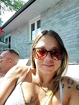 Couple qc online show from July 5, 2026, 7:43 pm