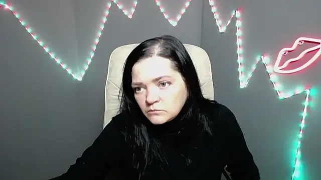 LauraFinn online show from March 21, 2026, 7:18 pm