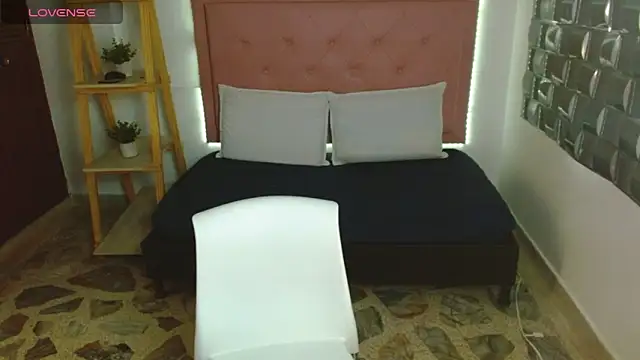 Kloe  watson online show from March 24, 2026, 2:28 pm